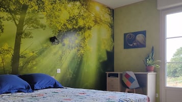 1 slaapkamer, een bureau, wifi