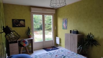 1 Schlafzimmer, Schreibtisch, WLAN