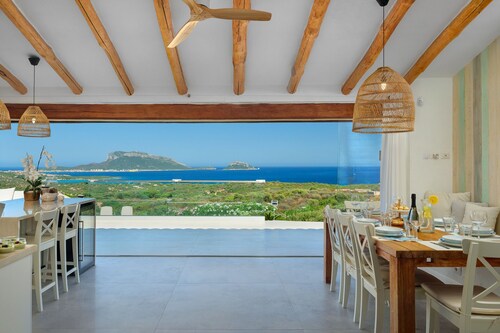 illa Sole e Sole Mare in Golfo Aranci mit Pool und Meerblick