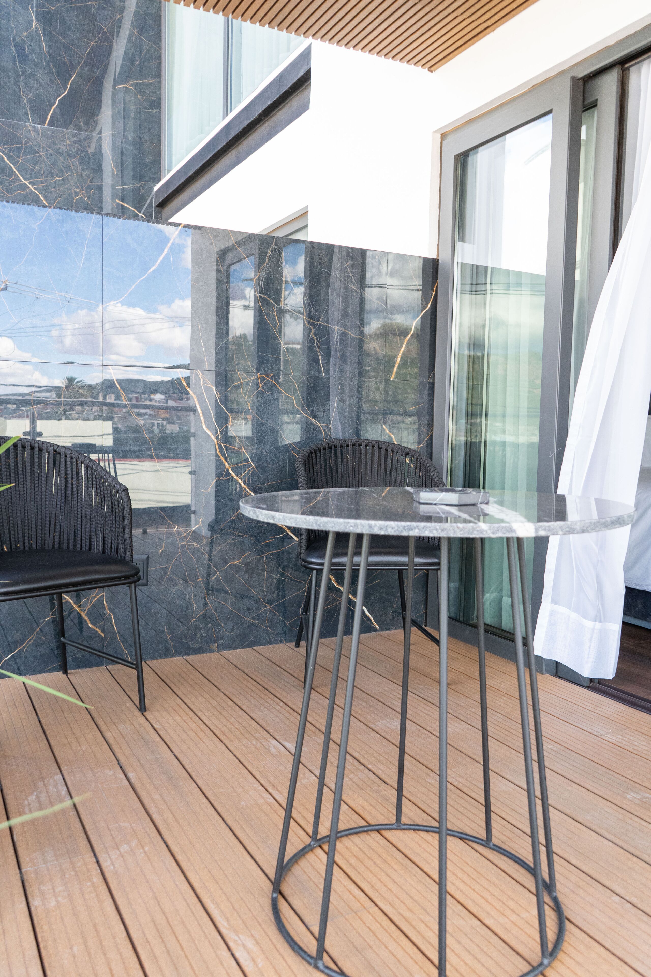 JUNIOR SUITE KING TERRAZA | Terraza o patio