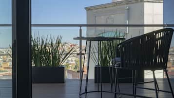 JUNIOR SUITE KING TERRAZA | Vista a la ciudad