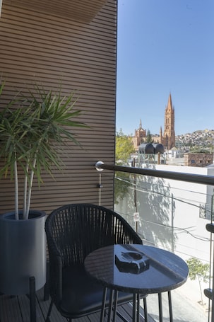 SUITE DELUXE QUEEN TERRAZA | City view. Casa Cuarzo Hotel Boutique