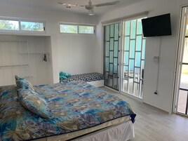 Apartamento superior | 1 quarto, roupas de cama premium, camas com colchões pillow-top