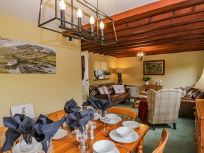 Cottage | Private kitchen | Cookware/dishes/utensils