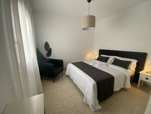 2 bedrooms, iron/ironing board, free WiFi