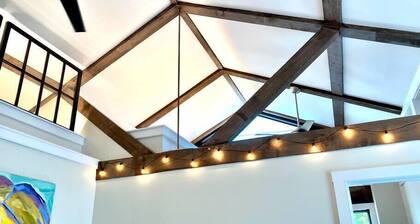 Chic Loft-Style Condo in Downtown Portsmouth