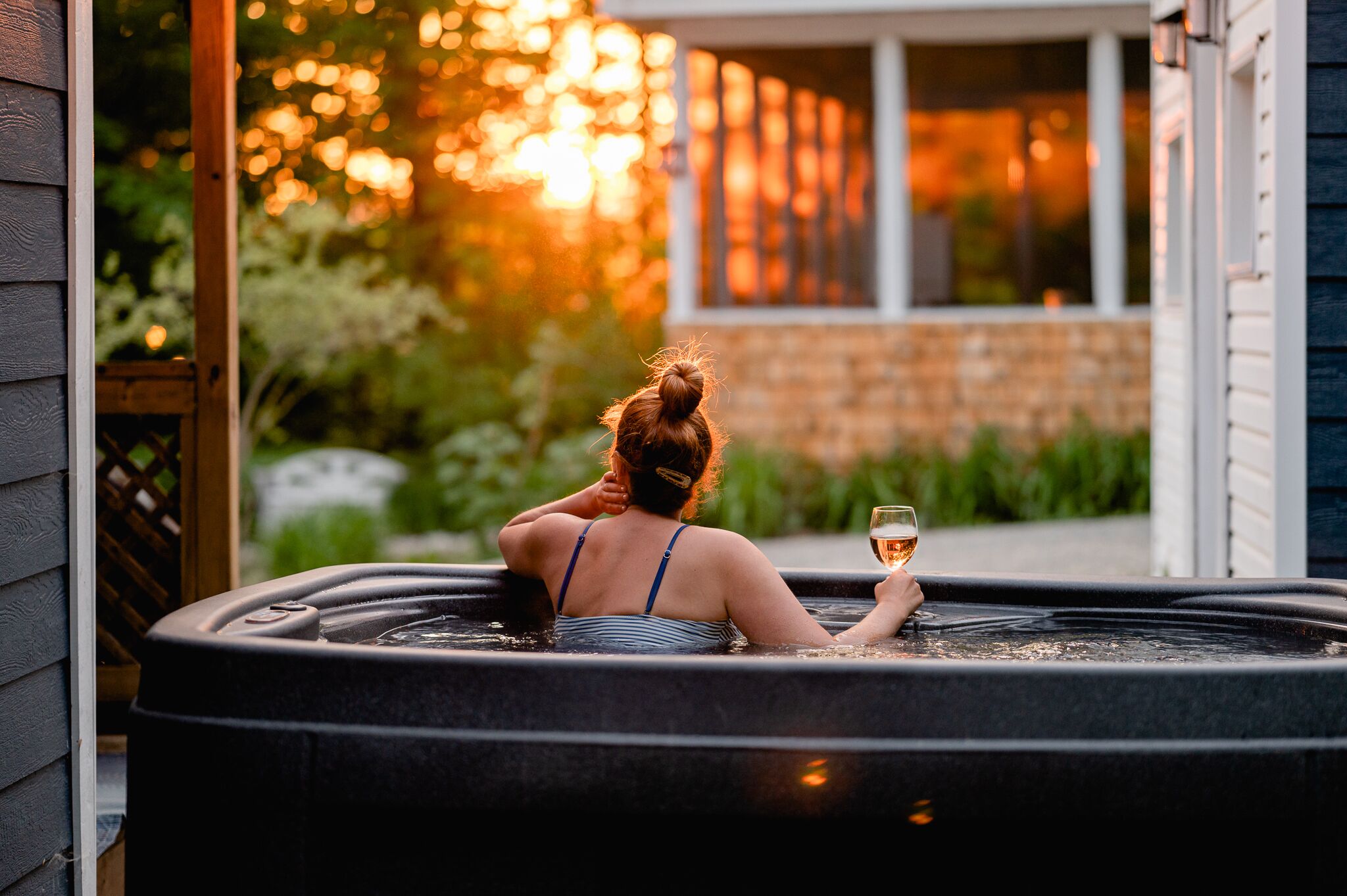 Tina de hidromasaje al aire libre