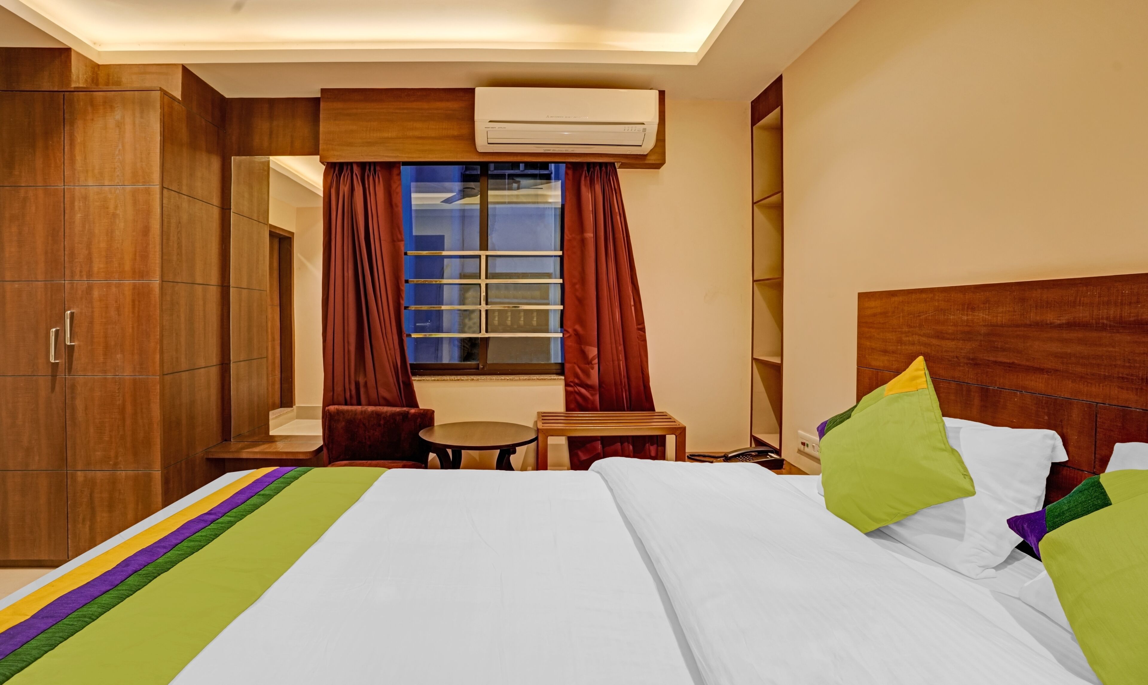 Standard Room | Desk, iron/ironing board