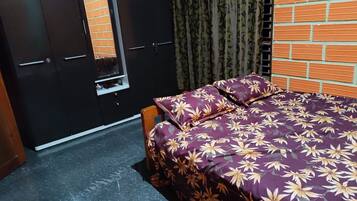 3 bedrooms, internet