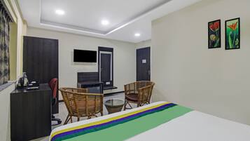 Standard Room | Iron/ironing board (on request)