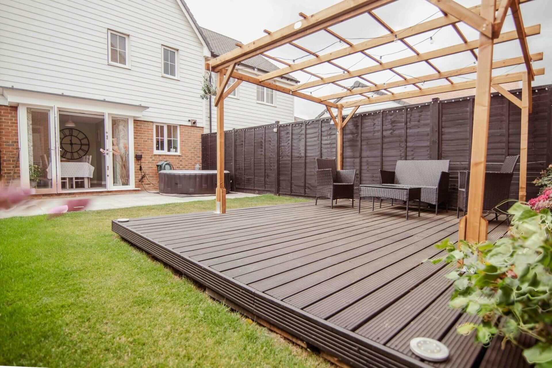 House, Multiple Beds | Garden