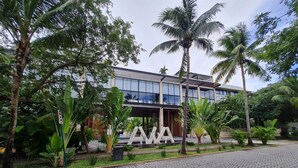 Front of property - CONDOMINIO DE LUJO - AWA a mts del Mar (Playa del Carmen)
