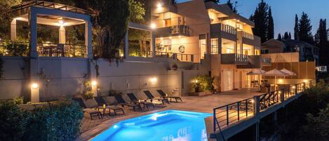 Alberca al aire libre