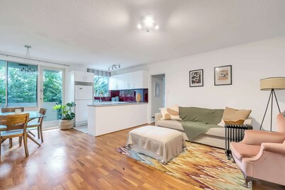 Cosy Bright 1 BDR Apt Lane Cove