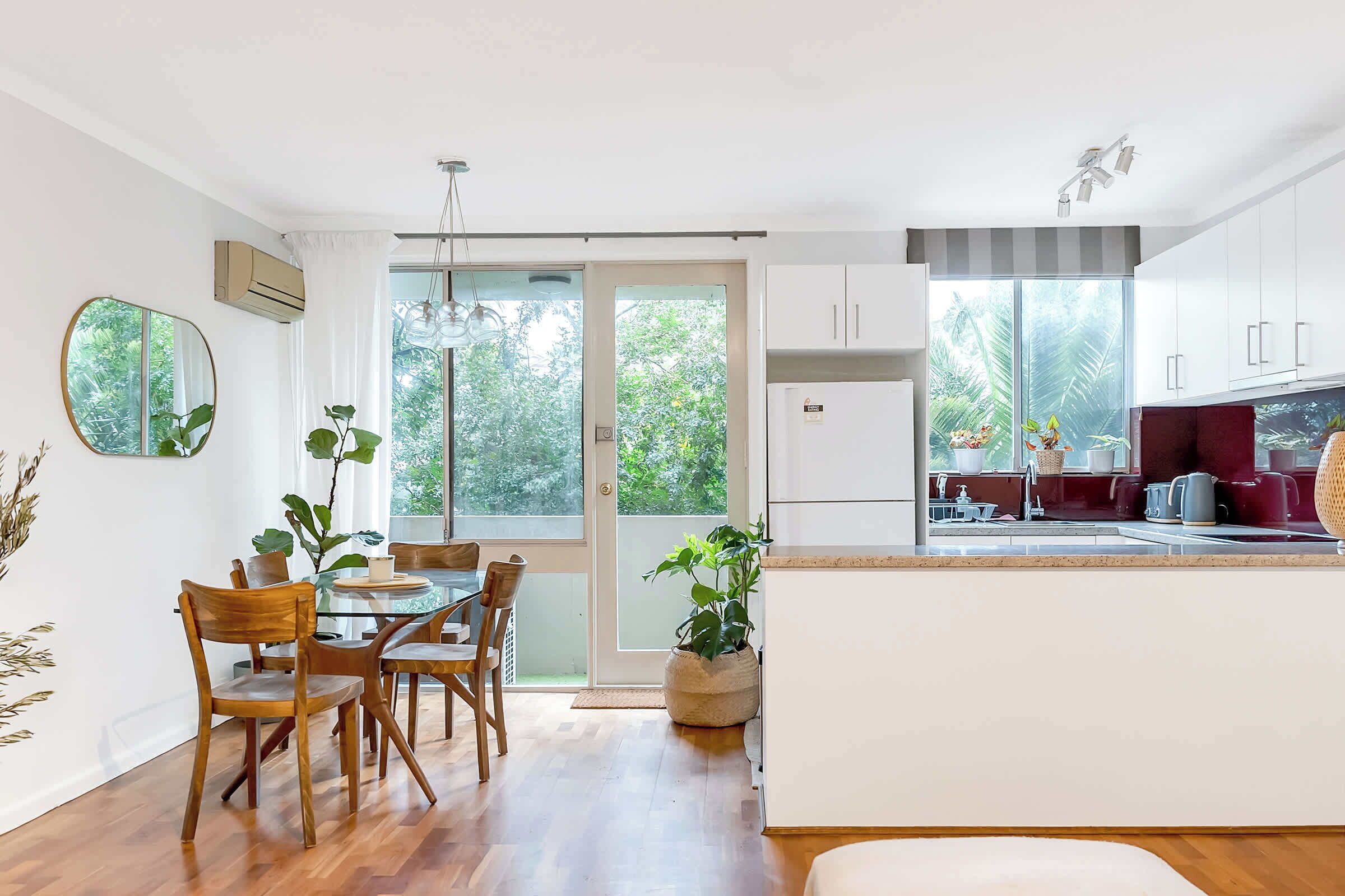 Fridge, microwave, stovetop, electric kettle