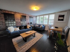 Unclassified image, 2 of 21, button - Beautiful 1 BDR Retreat South Yarra Balcony (South Yarra)