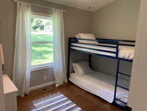 5 bedrooms, iron/ironing board, travel cot, free WiFi