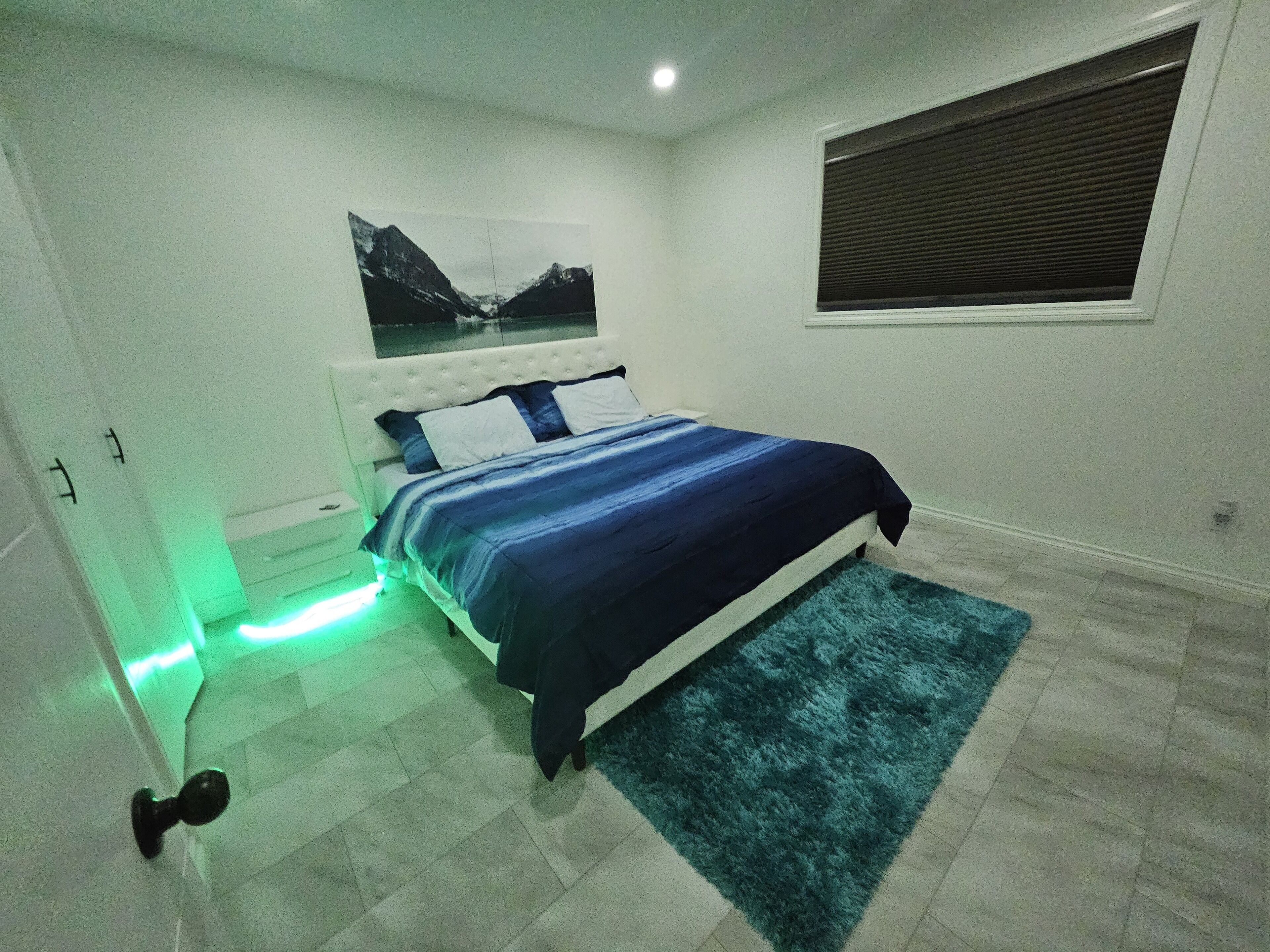 1 غرفة نوم ومكواة/لوح كي وسرير سفر وواي فاي