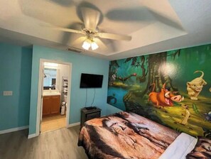 3 bedrooms, in-room safe, free WiFi, bed sheets