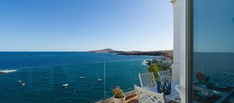 Tufia Marine Life by Canariasgetaway