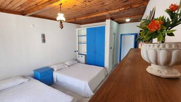 Standard Twin Room, 1 Bedroom | 1 bedroom, free WiFi, bed sheets