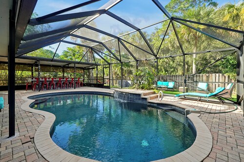 Poolside Cocoa Oasis with Tiki Bar
