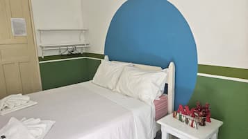 이코노미 쿼드룸 | 저자극성 침구, 각각 다른 스타일의 인테리어, 무료 WiFi, 침대 시트