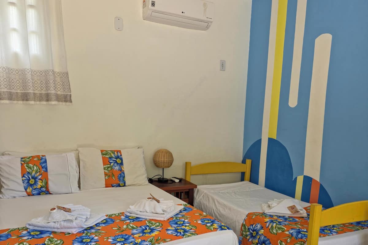 Standard Quadruple Room | Hypo-allergenic bedding, individually decorated, free WiFi, bed sheets