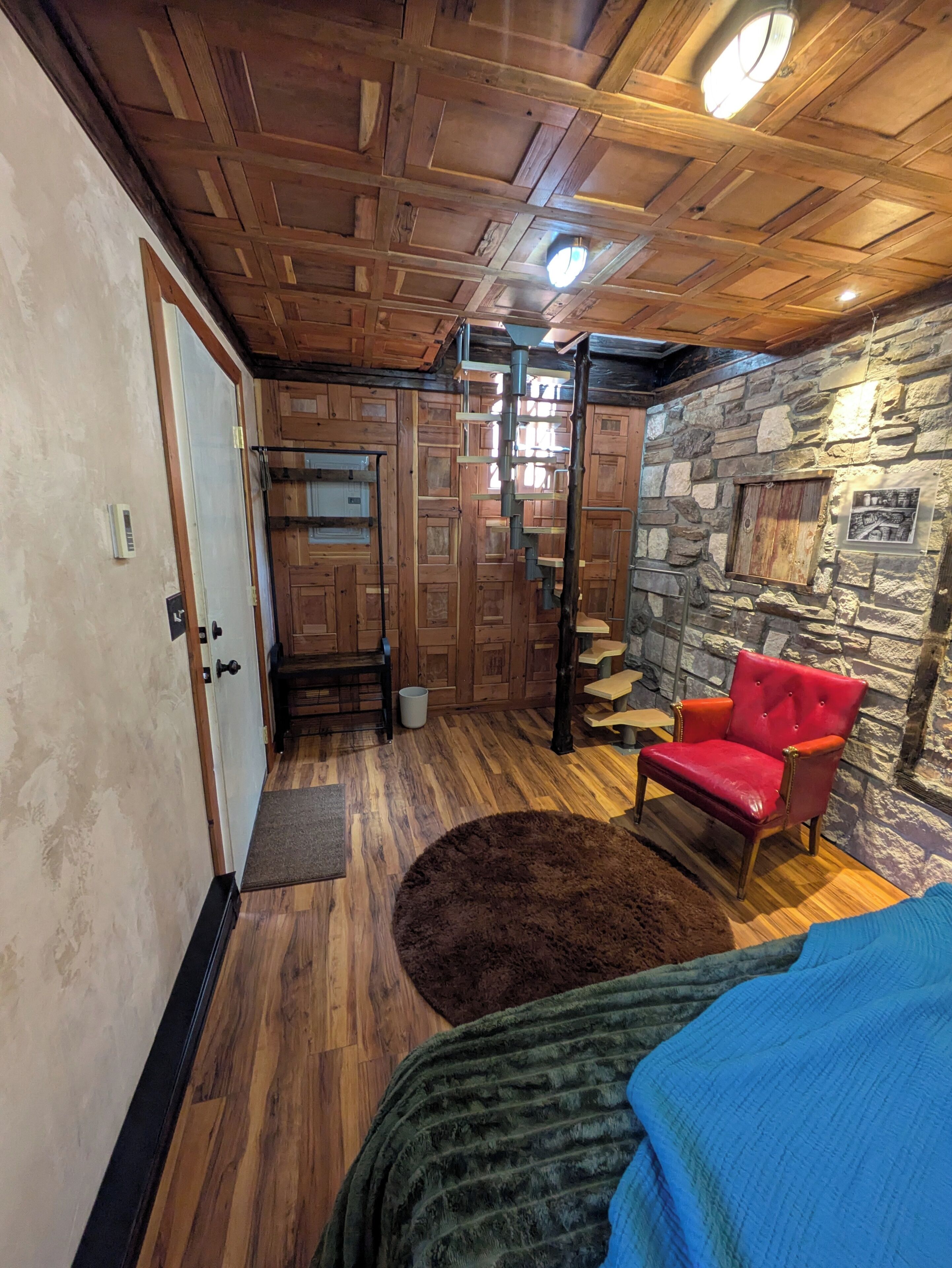 1 bedroom, travel crib, free WiFi, bed sheets