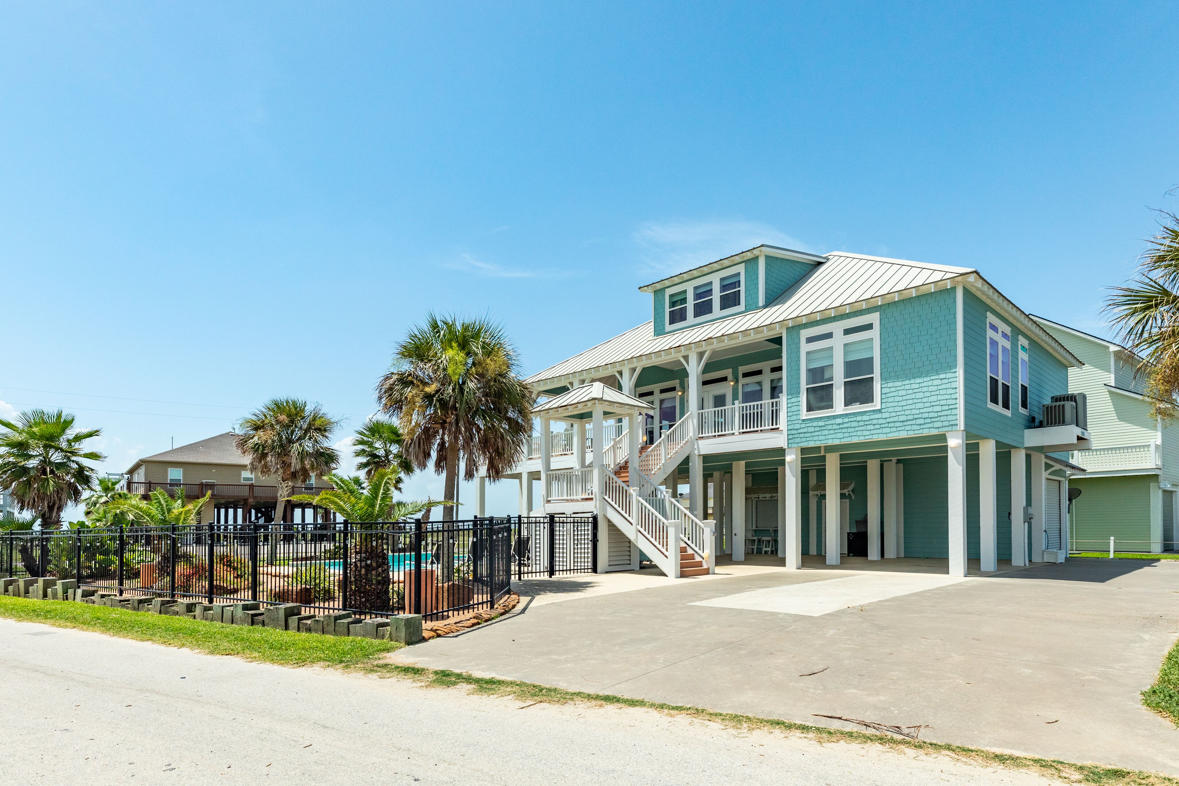 Gulf-view luxury home with private pool & gourmet kitchen - steps to beach