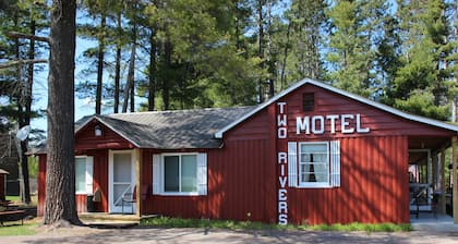 Two Rivers Motel and Cabins