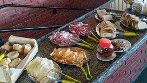 Frokostbuffé er inkludert hver dag