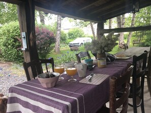 Buiten dineren