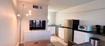 Stay in the Heart of Downtown!