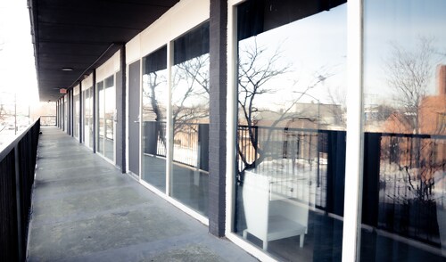 Stay in the Heart of Downtown!