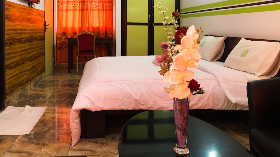 HOTEL MIRABELLE
