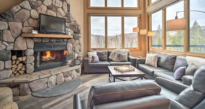 Ski-In, Ski-Out Townhome w/Lutsen Mtn Views!
