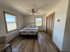 Unclassified image, 2 of 15, button