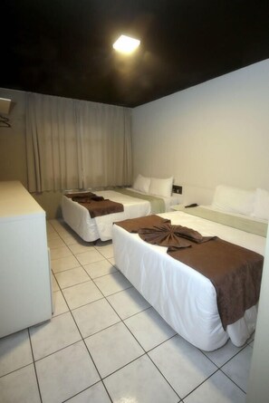Habitación cuádruple | Vista del balcón