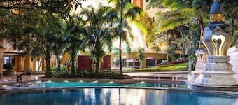 King Land Hotel
