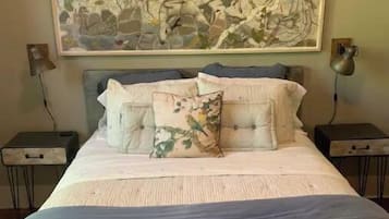 1 bedroom, desk, iron/ironing board, free WiFi