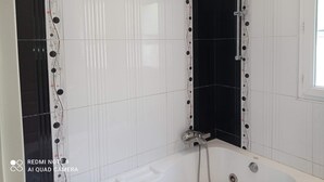 Uklassifisert bilde, 5 av 9, knapp