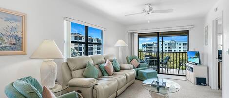 Condo (2 Bedrooms) | Vista frontal de la propiedad