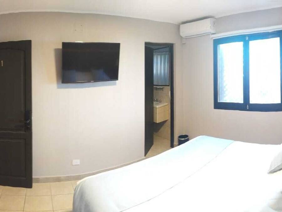 Standard Room | Free WiFi