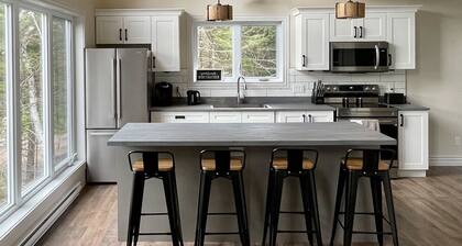 Relax and Revitalize at Sprucewood Cottage