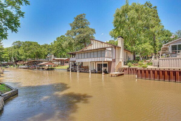 Exterior - Spacious Deck: Waterfront Home in Gun Barrel City! (Gun Barrel City)