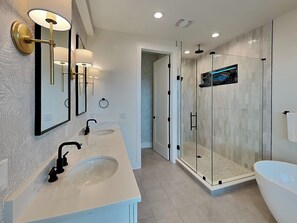 House (6 Bedrooms) | Property amenity - Beachside Beauty (Palm Coast)