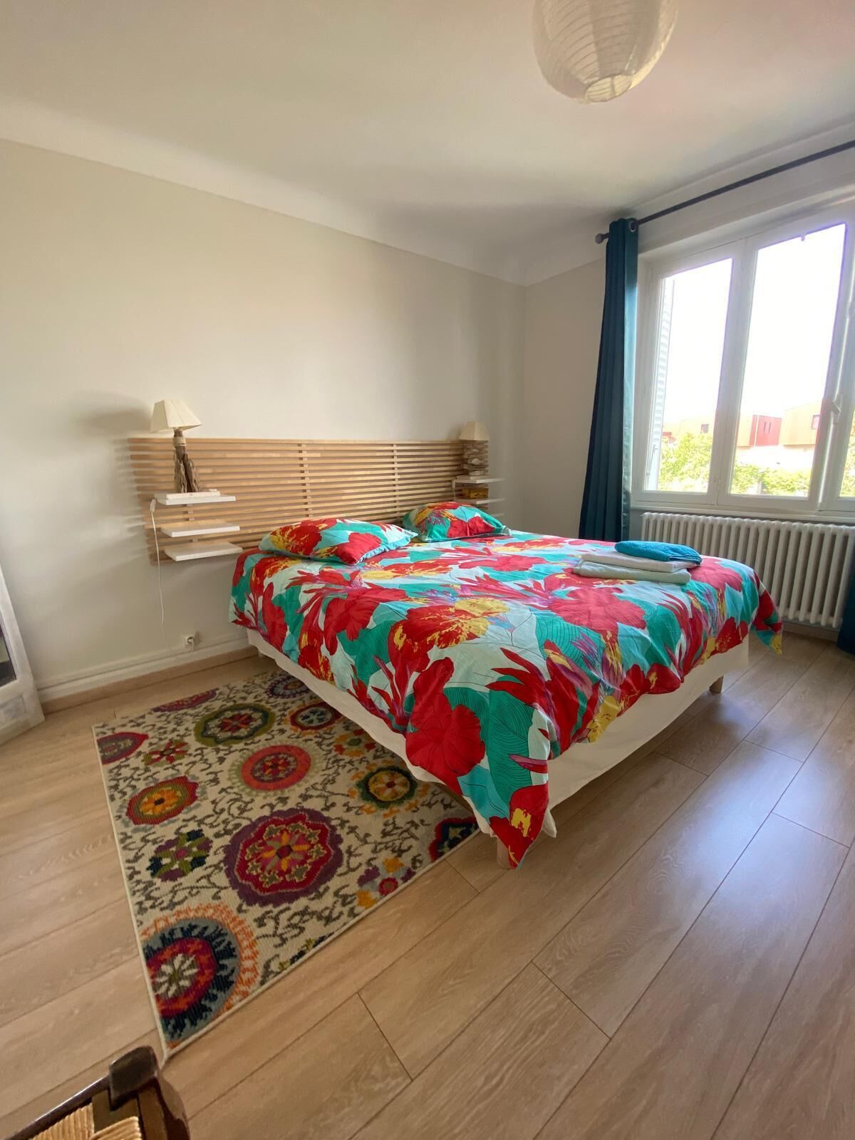 2 多间卧室、熨斗/熨衣板、免费 WiFi、床单