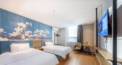 Magnotel Classic Xining high-speed railway station Dashizi Mojia street Hotel
