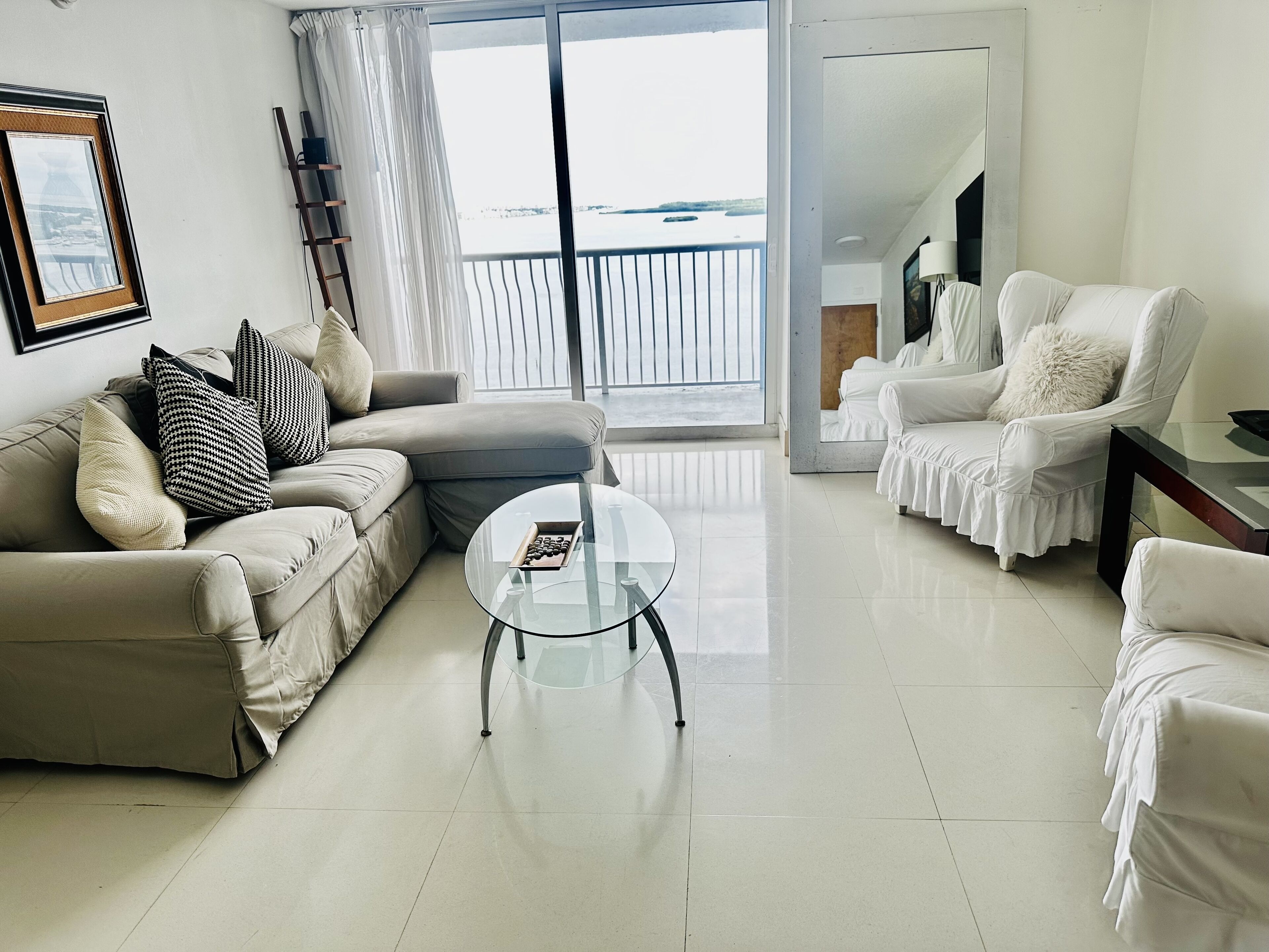 Amazing Views 3B/2B- Brickell + Free Parking -Wifi